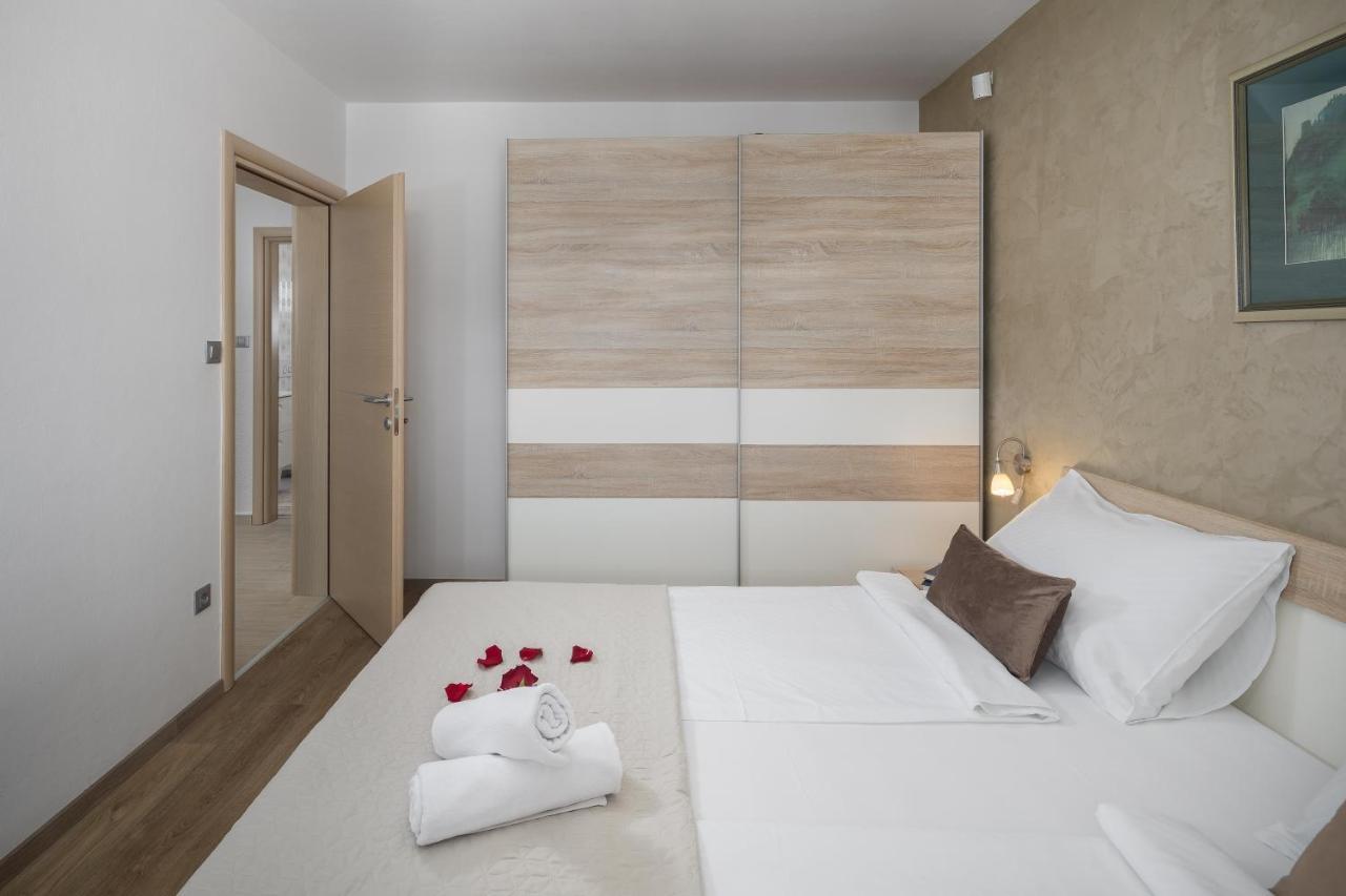 Alena Apartman *